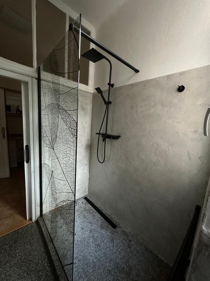 Apartman Lucian Прага Экстерьер фото